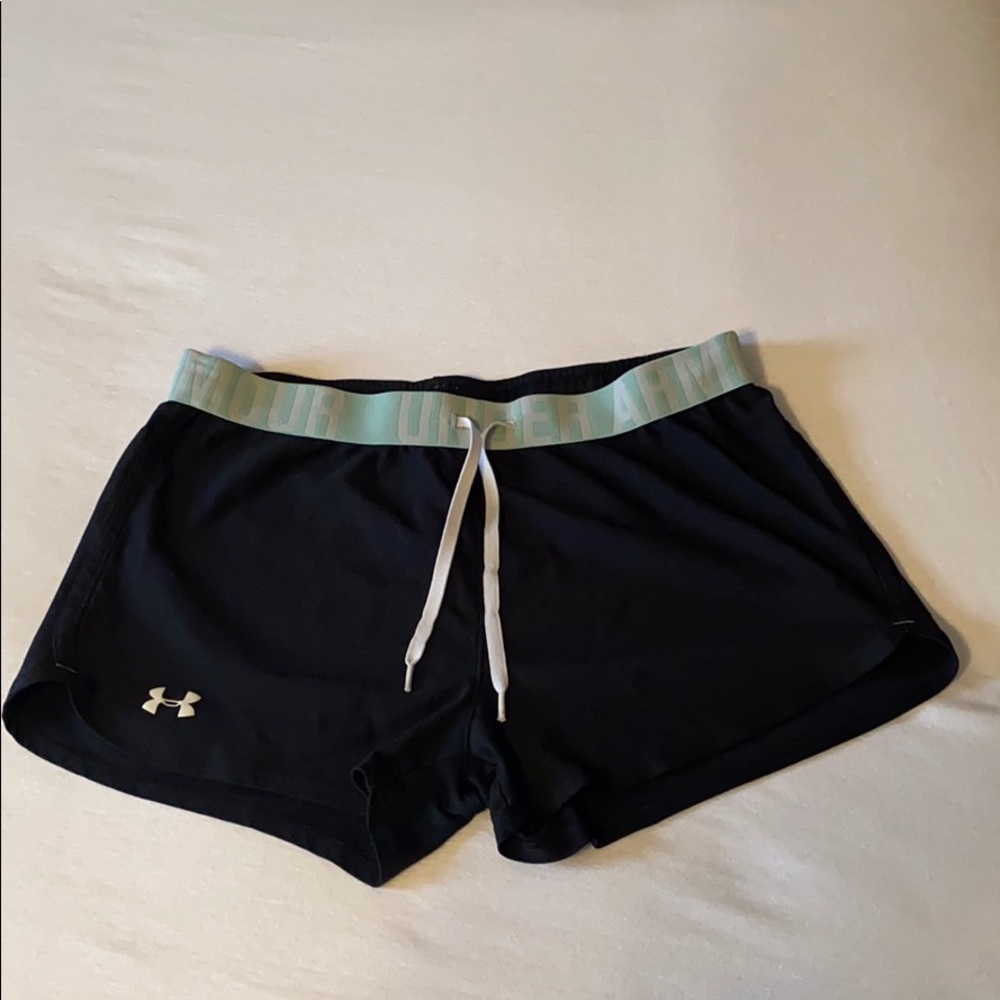 Underarmor Black shorts